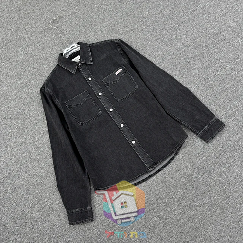 חולצת ג'ינס Calvin Klein בגוון שחור שטוף 28
