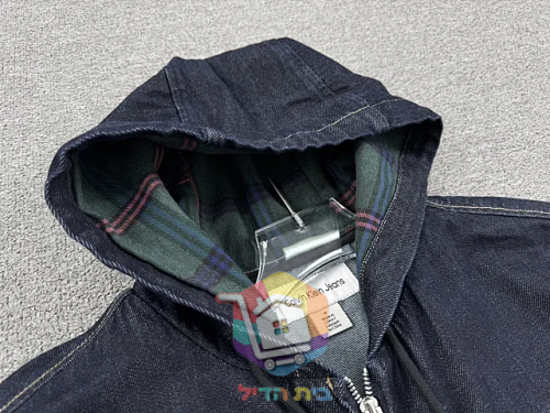זקט גינס Calvin Klein עם קפוצון מרופד 28