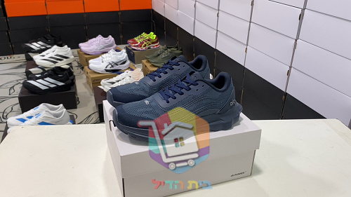 נעלי ספורט alo עם סוליה מחורצת 17