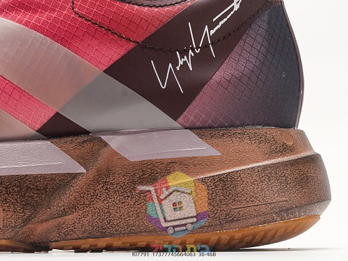 נעלי ריצה adidas Adizero בחתימת Yohji Yamamoto 24