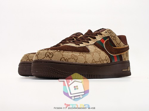 נעלי Nike Air Force 1 בדוגמת מונוגרם Gucci 5