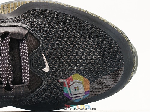 נעלי ריצה Nike שחורות עם סוושוש לבן 2