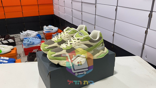 נעלי New Balance 9060 בארבעה גוונים פסטליים 10