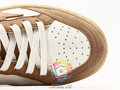נעלי Golden Goose Ball Star זמש חום 3
