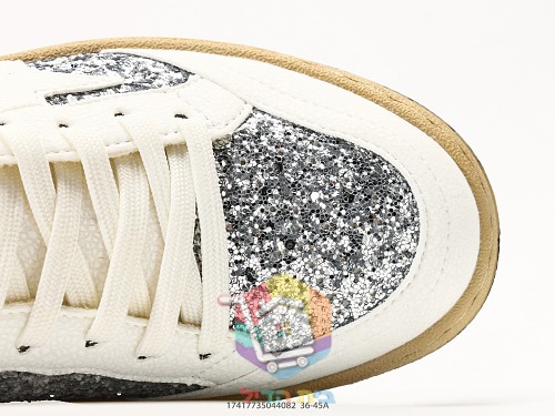 נעלי Golden Goose Ball Star עם כוכב נצנצים 3
