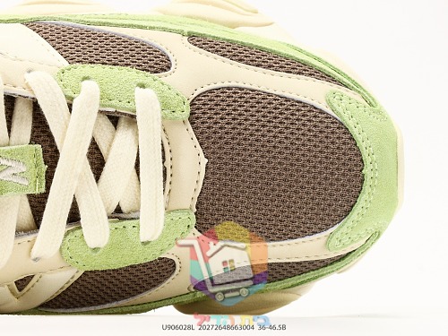 נעלי סניקרס New Balance 9060 עם סוליית גלים מפוסלת 29