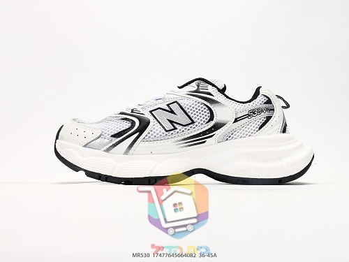 נעלי ריצה New Balance 530 עם לוגו N מתכתי 9