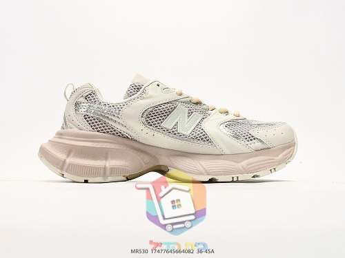 נעלי ריצה New Balance 530 עם לוגו N מתכתי 26