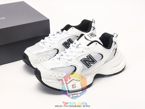 נעלי ריצה New Balance 530 עם לוגו N מתכתי 28
