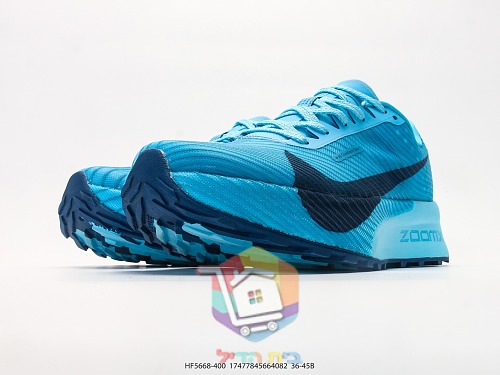 נעלי ריצה Nike ZoomX בגוון תכלת 5