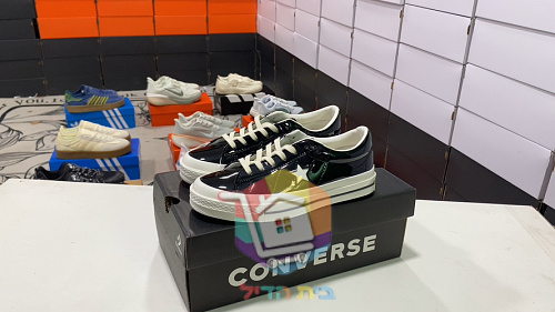 נעלי Converse One Star מעור לכה שחור 1