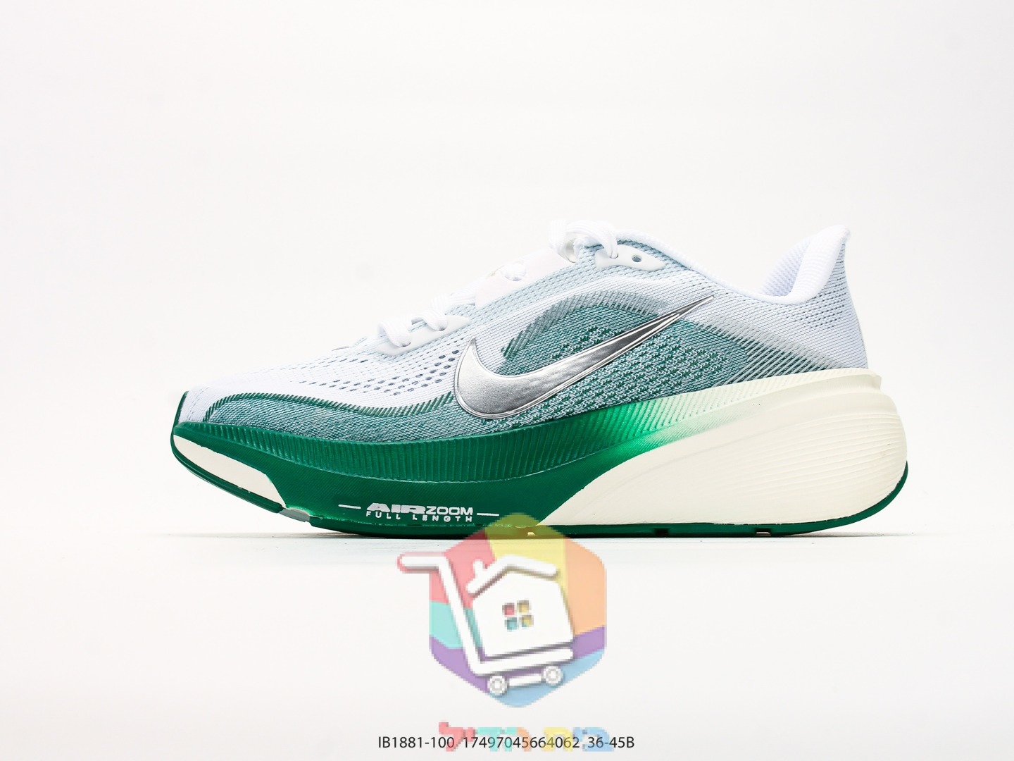 נעלי ריצה Nike ברשת בחמישה גוונים