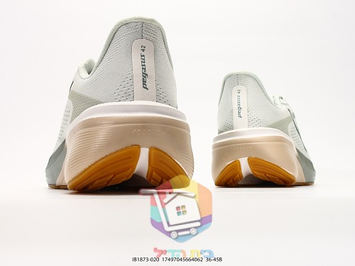 נעלי ריצה Nike ברשת בחמישה גוונים 19
