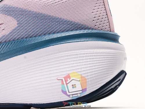 נעלי ריצה Nike ברשת בחמישה גוונים 35