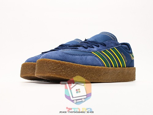 נעלי adidas מזמש בסוליית קרפ בשני גוונים 5