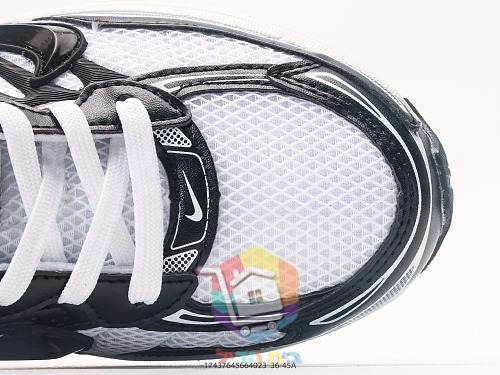נעלי Nike Initiator רטרו בארבעה גוונים 30
