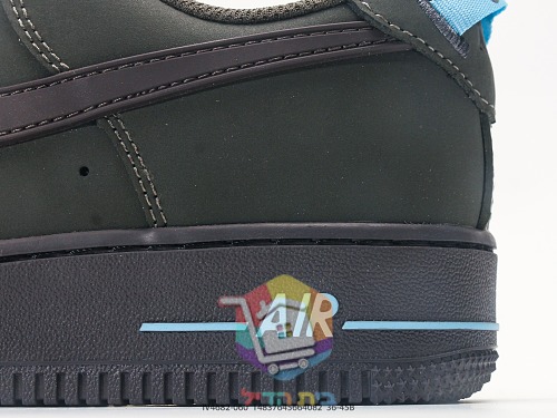 נעלי Nike Air Force 1 07 בגוון אפור כהה 2