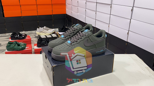 נעלי Nike Air Force 1 07 בגוון אפור כהה 9
