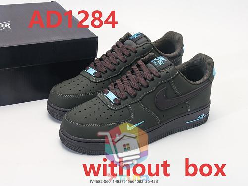נעלי Nike Air Force 1 07 בגוון אפור כהה 11
