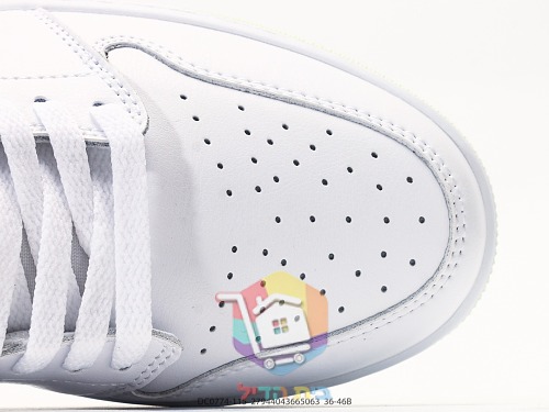 נעלי Air Jordan 1 Low בשני גוונים 3