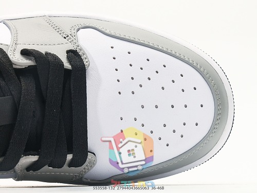 נעלי Air Jordan 1 Low בשני גוונים 13