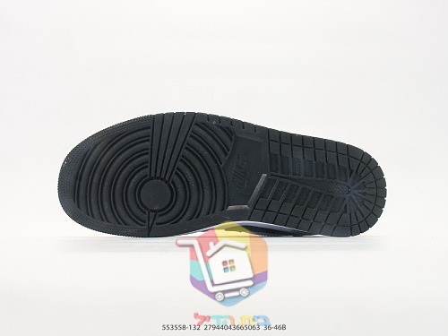 נעלי Air Jordan 1 Low בשני גוונים 17