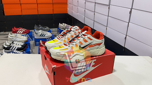 נעלי Nike P-6000 בשילוב כתום וניאון 9