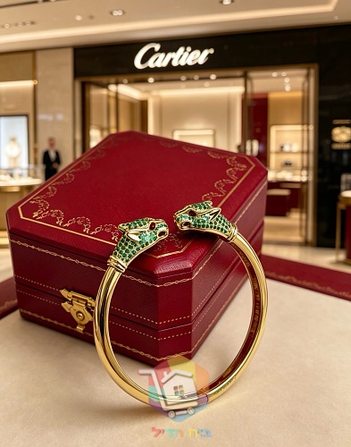 צמיד קשיח Cartier עם שני ראשי פנתר 11