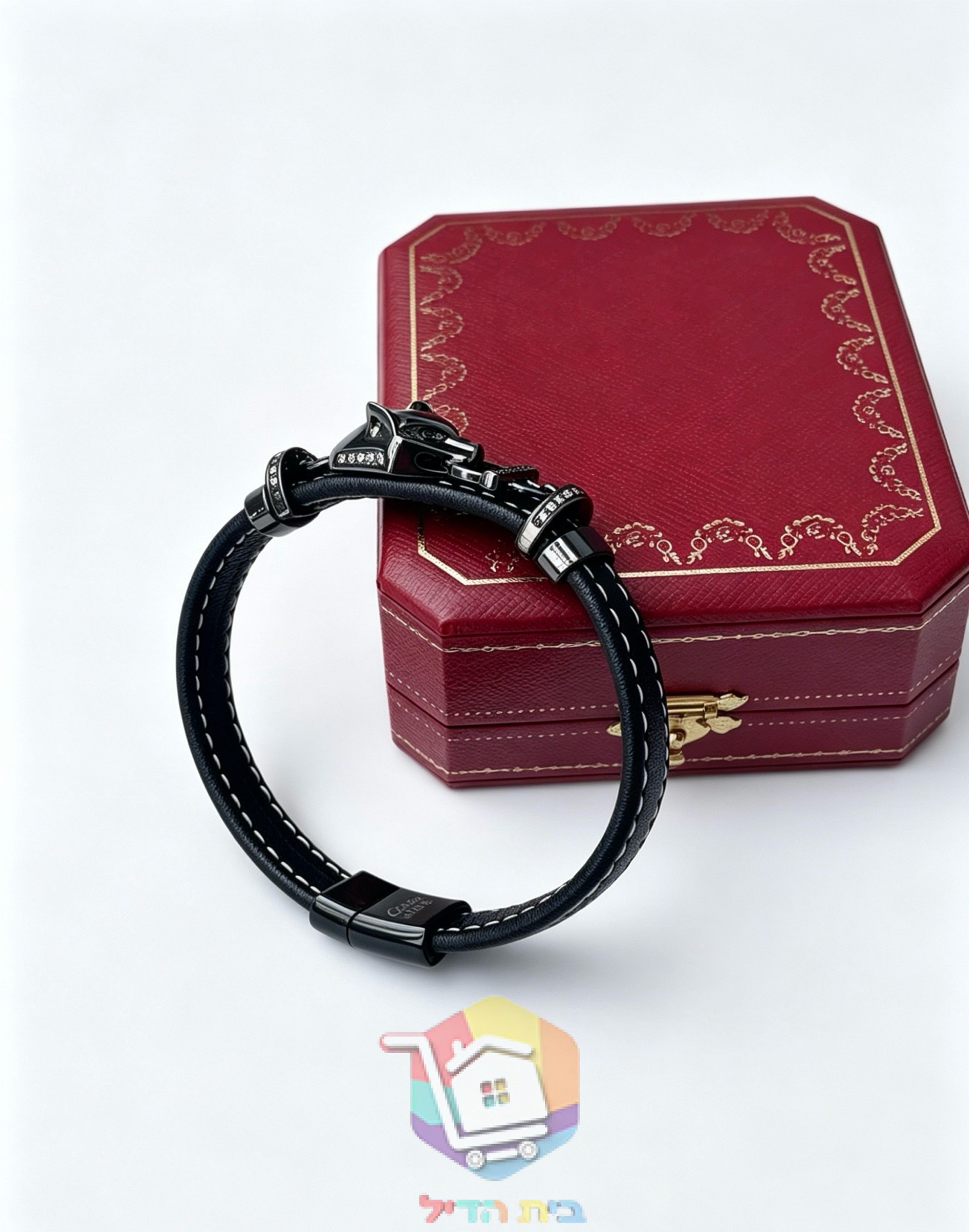צמיד עור Cartier עם ראש פנתר וטבעות משובצות