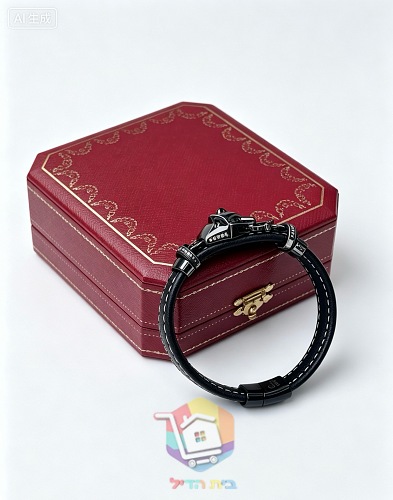 צמיד עור Cartier עם ראש פנתר וטבעות משובצות 10