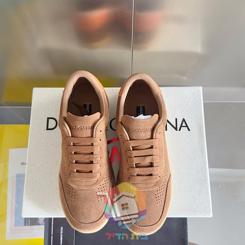 נעלי סניקרס Dolce & Gabbana מעור מחורר בשישה גוונים 35