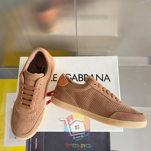 נעלי סניקרס Dolce & Gabbana מעור מחורר בשישה גוונים 39