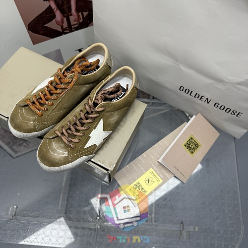 נעלי Golden Goose Super-Star בחמישה גוונים 29