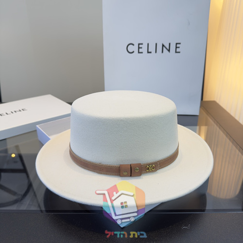 כובע Celine מלבד עם סרט עור 7