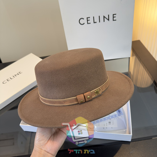כובע Celine מלבד עם סרט עור 14