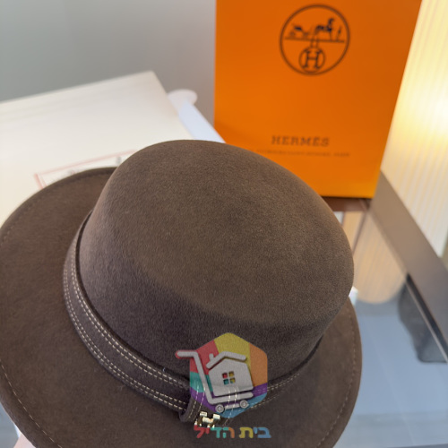 כובע Hermes מלבד עם שוליים רחבים 10