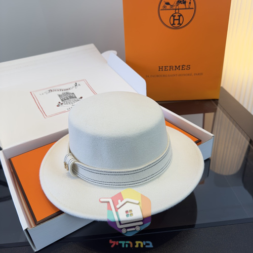 כובע Hermes מלבד עם שוליים רחבים 21