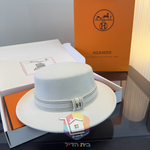 כובע Hermes מלבד עם שוליים רחבים 23