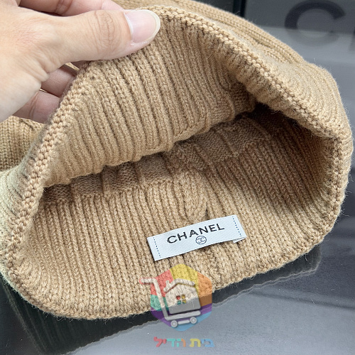 כובע גרב Chanel בסריגת צמות 10