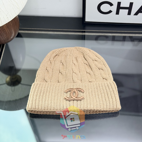 כובע גרב Chanel בסריגת צמות 12