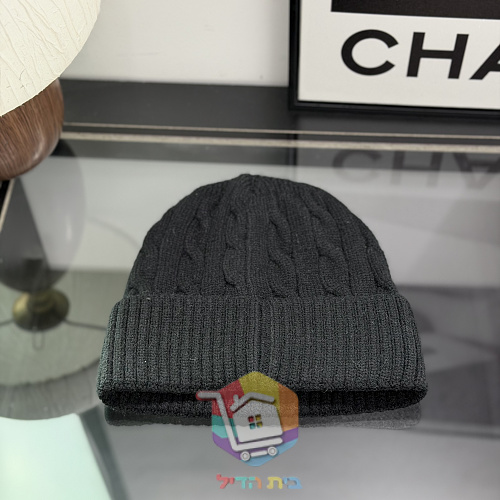 כובע גרב Chanel בסריגת צמות 25