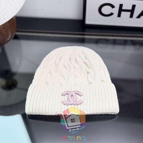כובע גרב Chanel בסריגת צמות 45