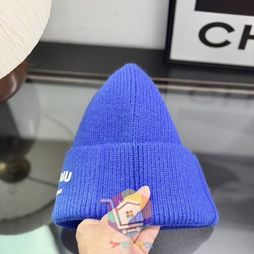 כובע גרב Miu Miu בסריגת ריב 30