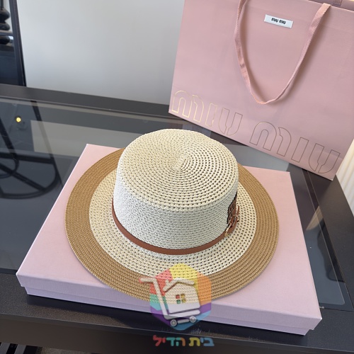 כובע קש Miu Miu עם רצועת עור 30