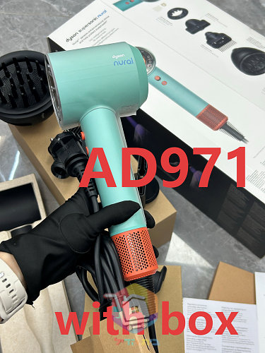 Secador Dyson Nural en color menta 10