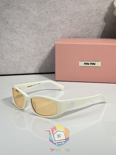 משקפי שמש Miu Miu בגזרה צרה לנשים 18